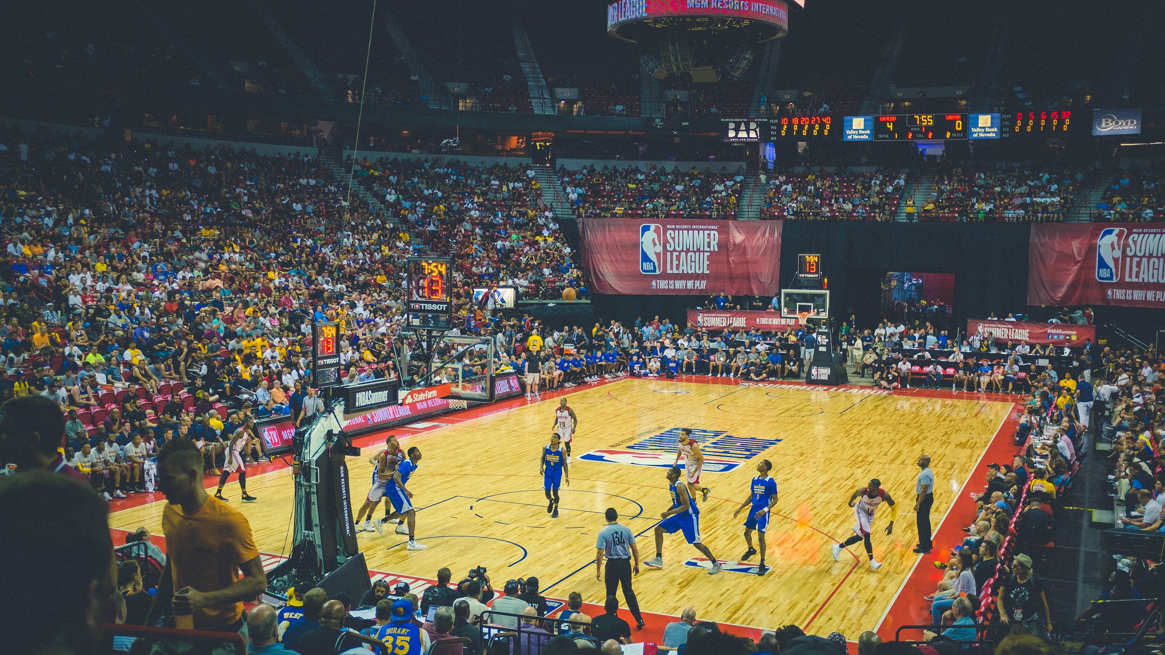 米兰体育官网首页-中国职业联赛引入智能裁判系统，赛事公平性持续提升，2021全国职业院校技能大赛裁判员